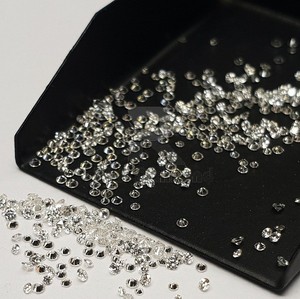 0.7 À 1.2 MM Diamant Blanc Naturel Coupe Ronde Poli 0.7 À 1.2 MM D E Couleur SI Pureté Diamants Mêlée En Vrac - Product Image 5