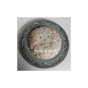 เตาเผาเครื่องหอมหินสบู่แกะสลักลายสวยงาม - Product Image 1