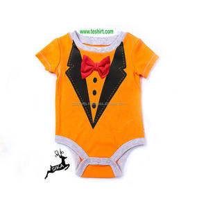 ชุดรอมเปอร์ทารกผ้าฝ้ายออร์แกนิกสีขาว100% การออกแบบ OEM พร้อมปุ่มสแนปความรักของคุณแม่ - Product Image 5