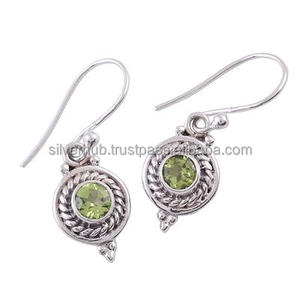Pendientes colgantes largos de peridoto natural, pendientes de plata de ley sólida 925, pendientes de joyería fina hechos a mano al por mayor - Product Image 1