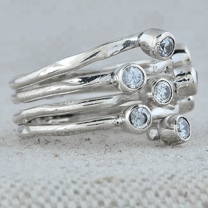 แหวนเพชรสวิสทรงกลมเหลี่ยมเพชรพลอย925เงินสเตอร์ลิงแหวนดีไซน์เนอร์แหวนเครื่องประดับหนามเตยชุบเงินสำหรับผู้หญิง - Product Image 3