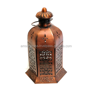 Diseño de lujo Metal vela linterna cobre antiguo hecho a mano decorativo colgante Metal linterna mesa luz Decoración - Product Image 2