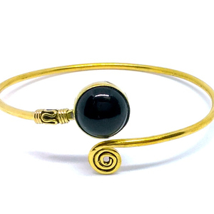2017 Bracelet manchette en laiton pour femmes fait à la main Bracelet en onyx noir avec finition dorée Bracelet jonc à la mode - Product Image 1