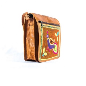 Bolso bandolera de cuero genuino para mujer, estilo Vintage, bordado a mano, cierre de cremallera, portátil para primavera y otoño - Product Image 1