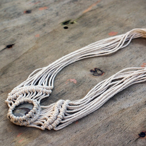 Collar de Macramé Bohemio de Moda, Joyería Hippie Chic - Product Image 1