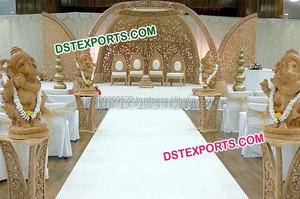 Mandap Cuadrado de Madera para Bodas Indias, Mandap de Madera con Cuatro Pilares y Diseño de Pavo Real, Mandap de Madera Tallada Elegante para Bodas, Decoración para Eventos en Australia - Product Image 4