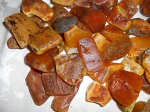Ambre de la Baltique, pierres brutes de qualité princesse, or naturel, 2-20 cm, pour la fabrication de bijoux, par Raw Amber - Product Image 4