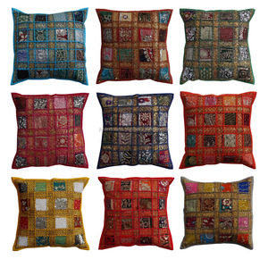 Indian Sequin Sari Patchwork Fundas decorativas para cojines de sofá - Product Image 2