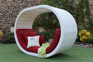 Tumbona/Cama de Día Ovalada con Arco para Jardín, Playa, Resort, Piscina - Product Image 3