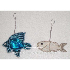 Adorno Navideño Exclusivo de Tiburón Azul - Product Image 1