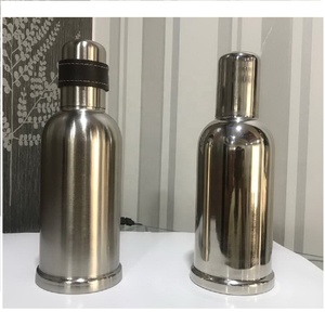 Bouteille d'eau en cuivre pur de qualité supérieure antique avec couvercle verres de bureau à forte demande lave-vaisselle et autocollant sûr en vente - Product Image 3
