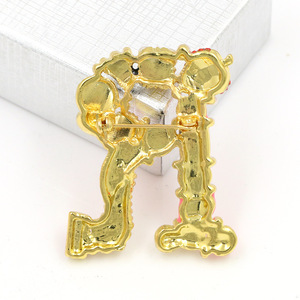 Broches de Metal con Letras de Cristal en Mayúsculas Personalizadas Gratuitas - Product Image 4