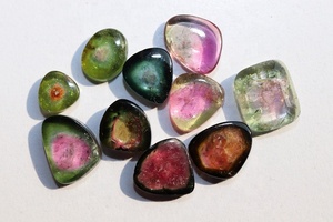 เรียบแตงโมธรรมชาติขนาดเล็กชิ้นทัวร์มาลีน - Product Image 4