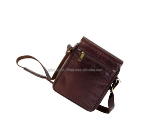 Bolso bandolera de cuero para hombre personalizado al mejor precio - Product Image 1