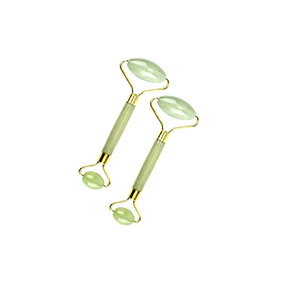 Rodillo de masaje aventuriano verde, masajeador de belleza - Product Image 1
