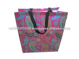 High Quality Eco-friendly PP Non Woven Shopping <b>Bag</b> with Customized Color & Size U <b>Piping</b> Construction - Product Image 4