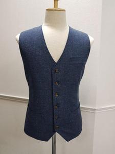 Gilet de mariage pour homme Steve James coupe ajustée - Tissu en laine respirant, imperméable, réversible, col en V, simple boutonnage, style décontracté chic - Product Image 6