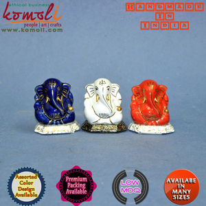 Statue de Ganesh en céramique rouge Goldline, Dieu hindou emblématique, Ganesh Murti, idéal pour la décoration intérieure, les temples et les cadeaux spirituels - Product Image 2