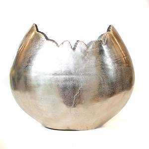 FLOWER VASE FOR WEDDING AND EVENT DECORATION METAL FLOWER POT IN WHOLESALE PRICE LATEST METAL POT - Product Image 5