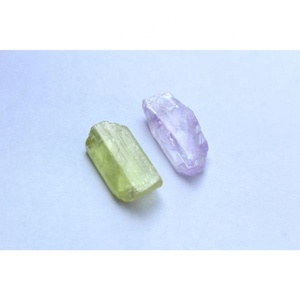 Cabochon en kunzite naturelle, forme brute druzy fantaisie - Product Image 2