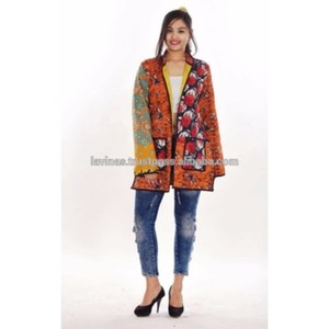 Sari Vintage Kantha chaqueta Reversible Sari antiguo hecho a mano Gudri chaqueta abrigo de algodón - Product Image 1
