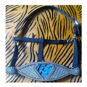 Vente en gros colliers tête de cheval de haute qualité Fancy Bling Bronc Halter couleur personnalisée bride en cuir durable pour usage équestre - Product Image 1