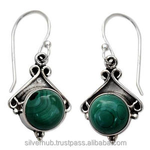 Boucles d'oreilles en argent sterling 925 avec pierre précieuse malachite verte de conception créative, vente en gros en ligne de bijoux en argent sterling avec pierre précieuse - Product Image 1