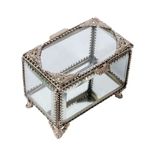 Boîte de rangement et bijoux en verre biseauté - Product Image 1