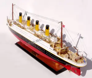 HOLZ RMS TITANICC PAINTED 60 cm ZU VERKAUFEN CRUISE SHIP/ WOODEN CRUISE SHIP/ SHIP MODELL