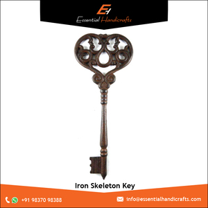 Tenture murale en fonte de grande taille Art rustique Clé en fer Décor pour chambre à coucher salon ou intérieur de maison Tentures murales en métal - Product Image 2