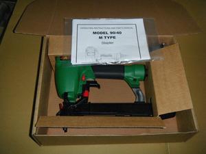 APLUS 90/40M, 18GA 19-32MM, 5.8MM CROWN,SENCO L และ 90 STAPLE ปืนยิงลวดเย็บกระดาษแบบลม ปลดเร็ว ปรับระดับได้ ยิงลึก - Product Image 2