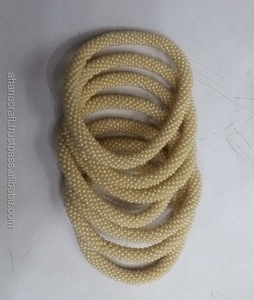 Bracelets de perles de verre unisexes fabriqués au Népal Bracelets à motif ethnique classique Forme numérique Bracelets de fêtes de mariage à la mode - Product Image 3