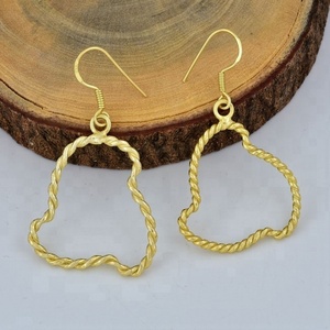 Pendientes lisos de Plata de Ley 925 chapados en oro, joyería hecha a mano al por mayor para mujer, mayorista, fabricación Casa De Plata - Product Image 3