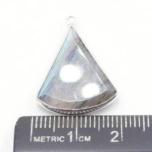 Colgante Triangular de Labradorita, Piedra Facetada Hecha a Mano, Bisel de Plata de Ley 925, Chapado en Oro de 18K para la Fabricación de Joyas - Product Image 3