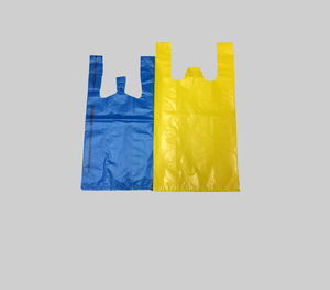 Bolsas de plástico con asa a precio económico, hechas en Vietnam - Product Image 1