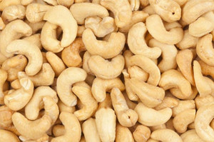 Organic Raw Cashew <b>Nuts</b> & <b>Kernels</b> WW320/W450 High Quality Low Price 2024 Factory Hanfimex - Product Image 3