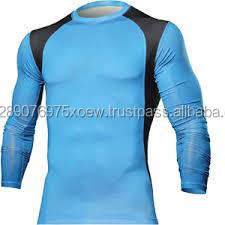 Rash Guard personnalisé de bonne qualité pour hommes-MMA 95% Polyester 5% Spandex, protection contre les éruptions cutanées pour hommes par sublimation de teinture - Product Image 5