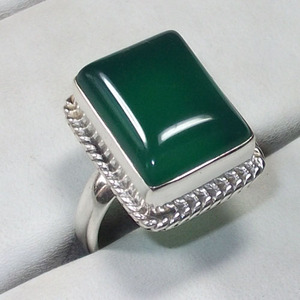 Anillo de Plata de Ley 925 con piedras preciosas de ónix verde exclusivo Proveedor auténtico de anillo de plata con piedras preciosas de ónix verde ETERNITY VERMAIL - Product Image 2