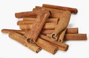 Gui Pi rollos de <span class=keywords><strong>canela</strong></span> de corteza de árbol de Cassia gruesa China cruda seca para especias - Product Image 3