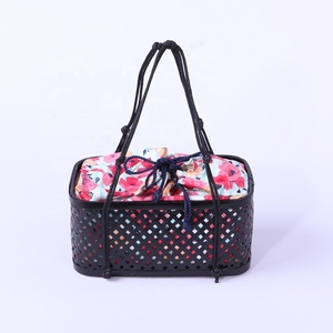 Kimono Yukata en bambou d'été élégant pour femmes inspiré sac à main rond accessoire de plage à la mode avec doublure en paille de lin en rotin - Product Image 2