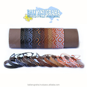 สร้อยข้อมือหนังแฟชั่นสุดหรูอุปกรณ์เสริมสำหรับให้เป็นของขวัญ - Product Image 1