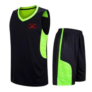 2024 uniformes deportivos personalizados, camiseta de baloncesto de poliéster transpirable, conjuntos impresos por sublimación de talla grande, secado rápido, antibacteriano - Product Image 3
