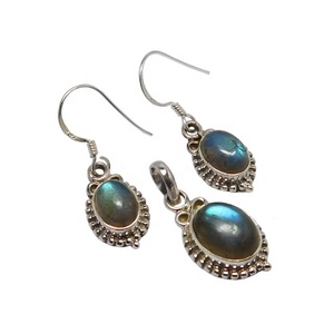 Belle superbe femme mode en argent Sterling ensemble de bijoux de pierres précieuses plaqué or Labradorite pendentif boucles d'oreilles pour les fêtes - Product Image 1