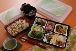 Plato de almuerzo de plástico duradero y colorido, caja de almuerzo con 7 compartimentos, plato de cena, respetuoso con el medio ambiente, almacenamiento de alimentos para la escuela - Product Image 2