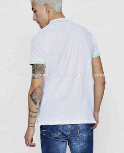 Polo uni blanc de haute qualité avec logo, chemise piquée à manches courtes et à col côtelé - Product Image 2