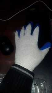 Guantes de látex con costillas, algodón rojo, látex negro - Product Image 3