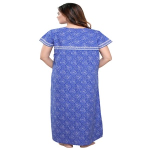 Camisones estampados de franela para adultos Buena colección Estampado floral Algodón Ropa de dormir con capucha Tallas grandes Señoras Transpirable Otoño - Product Image 1