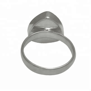Anillo de Plata de Ley 925 hecho a mano con forma de trillón, anillo de rutenio negro, joyería, anillo de moda para aniversario de bodas. - Product Image 3