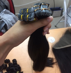เทปต่อผมแบบ Pre-Bonded ขนาด 30 นิ้ว ผมแท้เวียดนามสีดำธรรมชาติ  แบบยืด  100% Cabello 100 ตรง เกรด 9A - Product Image 4