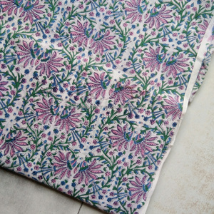 ผ้าฝ้ายเนื้อนุ่มพิมพ์ลายบล็อกแบบกำหนดเอง ขายเป็นเมตร สำหรับงานเย็บปักถักร้อย งานฝีมือ เสื้อผ้า กระเป๋า และเครื่องนอน ออกแบบใหม่จากผ้าดิบ - Product Image 2